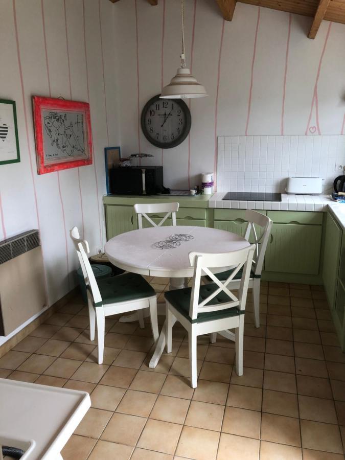 Villa Maison 100 M Plage, 2 Kms Du Port Ile d'Yeu